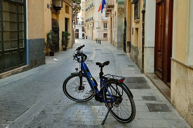 grand-city-bike-tour-of-valencia-3