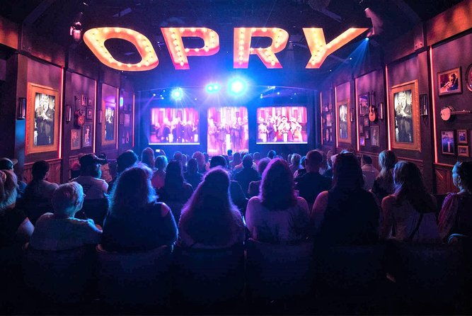 grand-ole-opry-house-guided-backstage-tour-in-nashville