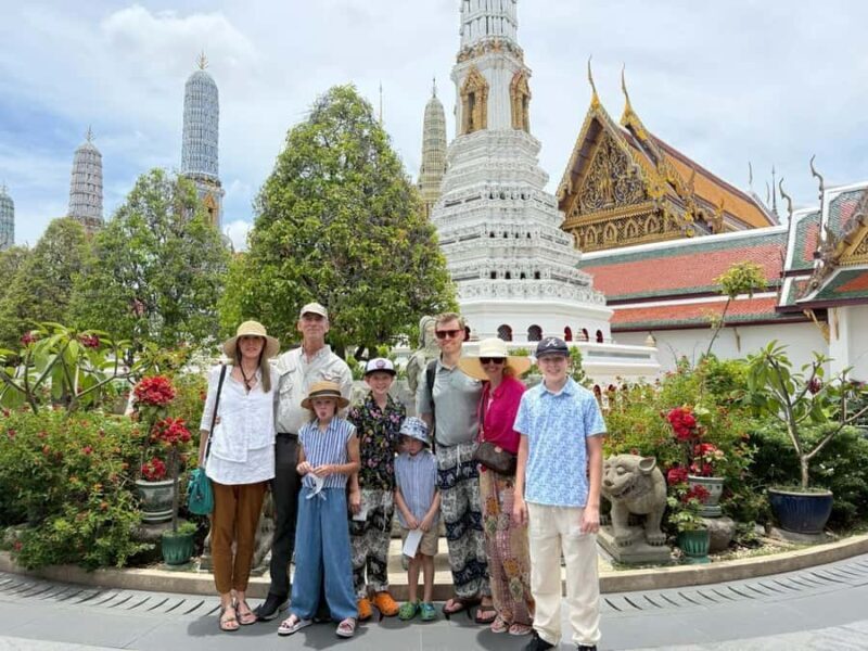 Grand Palace & Emerald Buddha & Flower Market Private Tour - The Experience in Detail