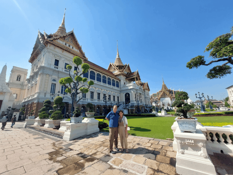 grand-palace-temples-canal-private-tour-optional-luxury