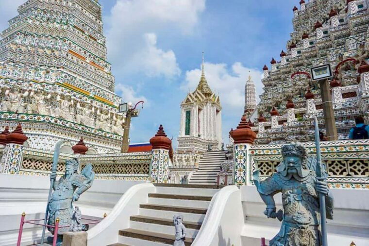 grand-palace-wat-pho-and-wat-arun-guided-tour-in-spanish