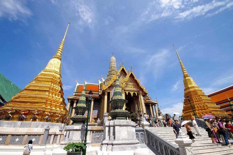 Grand Palace & Wat Pho Tour for Bangkok Airport Transit - Key Points