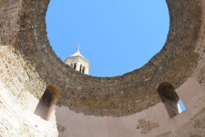 grand-split-walking-tour-with-diocletians-palace
