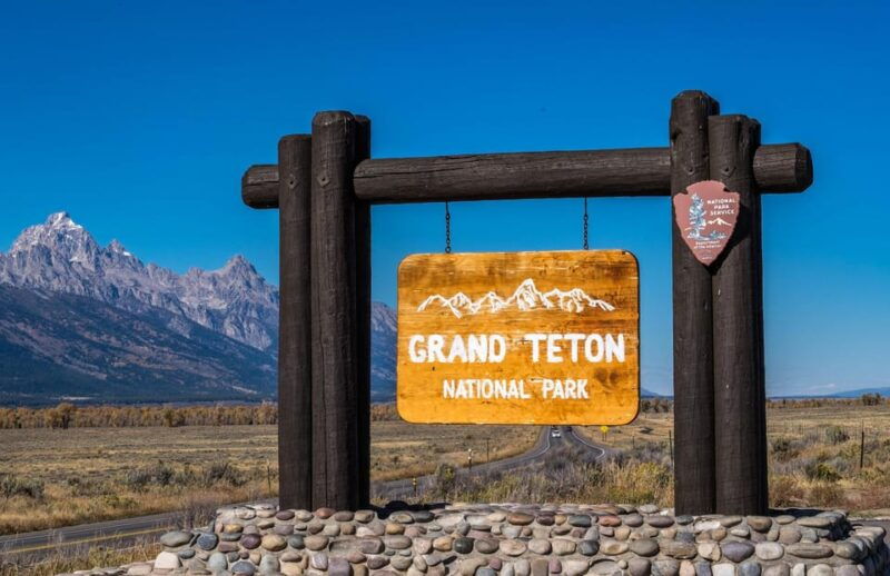 grand-tetonyellowstone-national-park-3-day-tour-from-slc