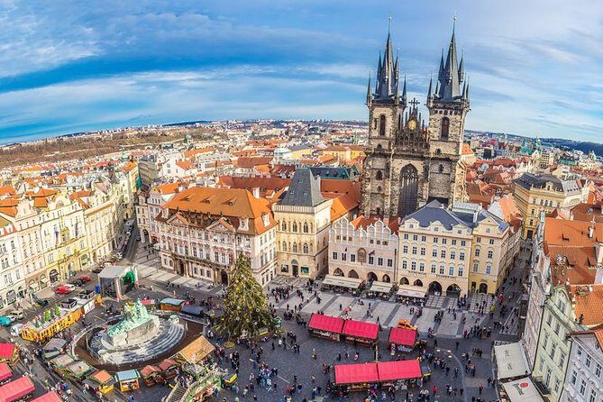 Grand Tour of Prague "among history, legends and curiosities" (NO ENGLISH) - Who Is This Tour Best For?