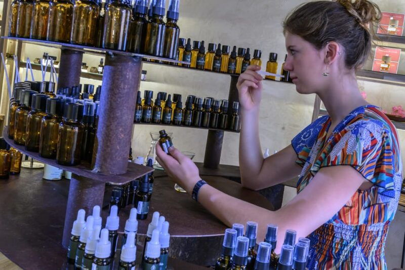 grasse-100-natural-perfume-creation-workshop-2