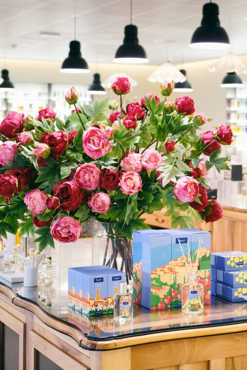 grasse-perfume-making-class-and-fragonard-factory-tour
