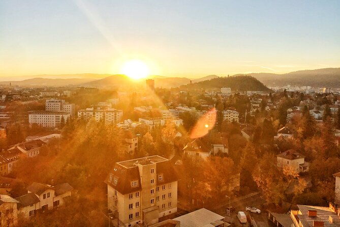 graz-funicular-ride-and-schlossberg-picnic-experience