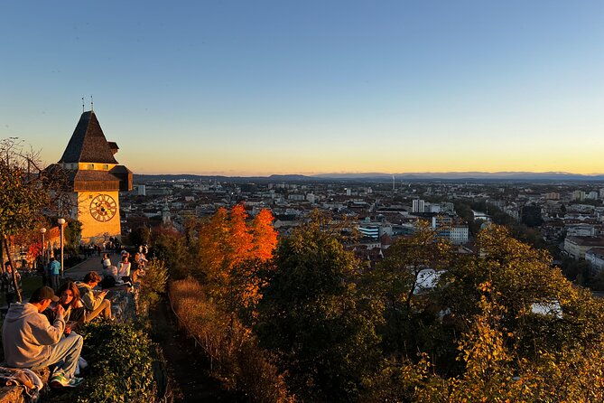graz-funicular-ride-and-schlossberg-picnic-experience