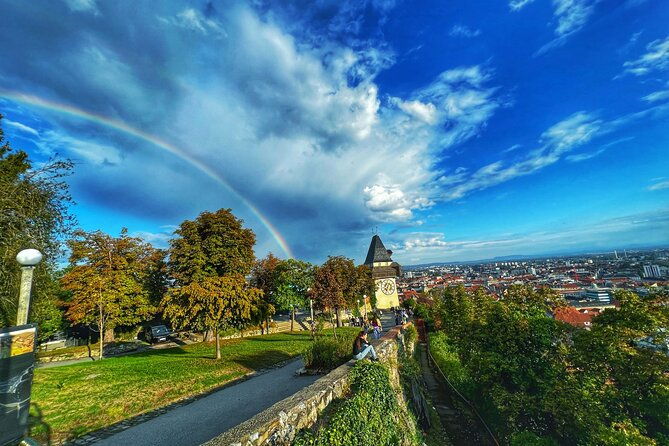 graz-funicular-ride-and-schlossberg-picnic-experience