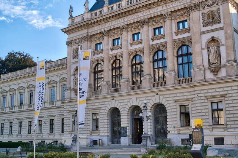 Graz: Guided 2-hour private city tour - Key Points