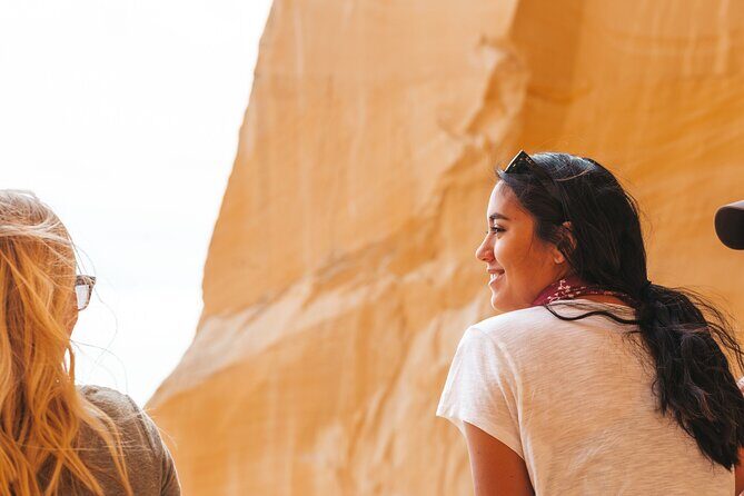 Great Chamber/Peekaboo Slot Canyon UTV Tour 4hrs - FAQs