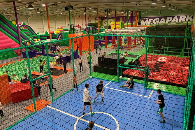 great-fun-in-gojump-megapark-krakow-sikorki-2-hours-ticket