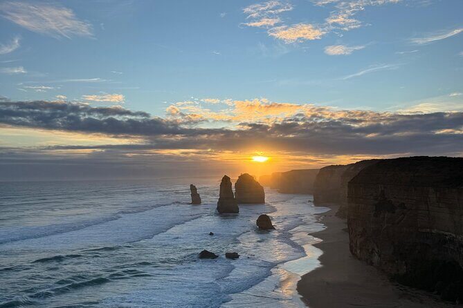 Great Ocean Road and 12 Apostles - Premium Day Tour Max 4 Guests - Key Points