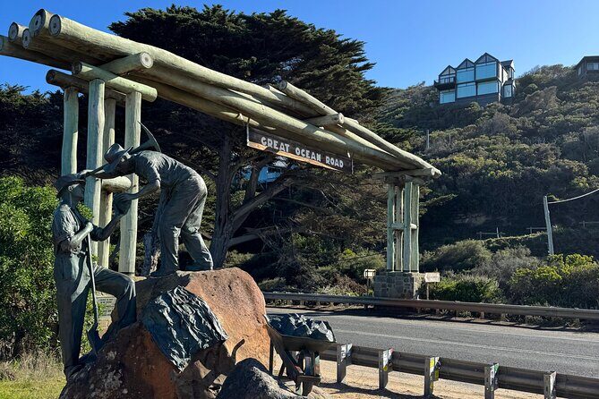 Great Ocean Road and 12 Apostles - Premium Day Tour Max 4 Guests - FAQs