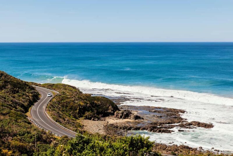 Great Ocean Road: Reverse Tour  Avoid Crowds, More Stops - The Guides: Knowledgeable and Friendly