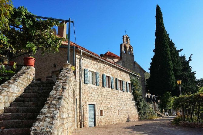 great-tour-of-coastal-monasteries-in-budva-walking-on-the-path-of-history