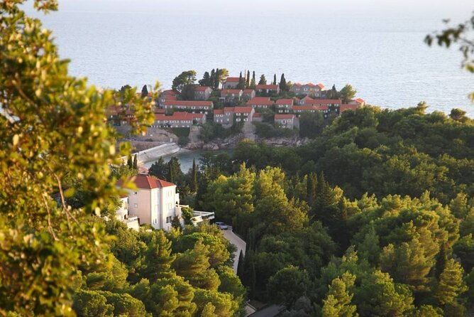 great-tour-of-coastal-monasteries-in-budva-walking-on-the-path-of-history