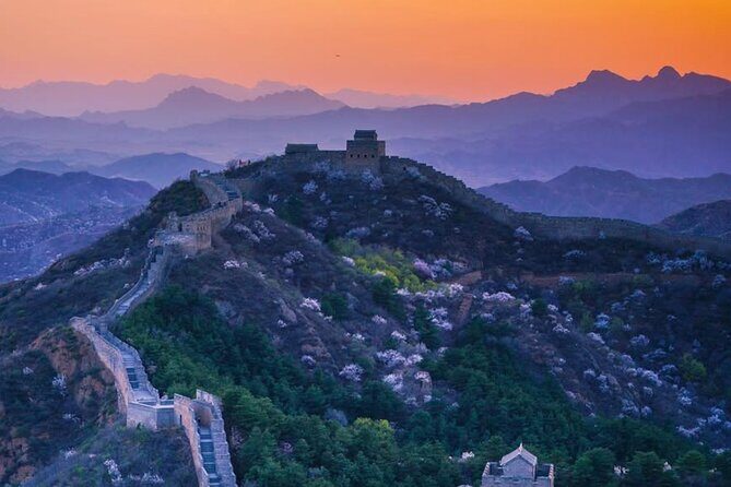 Great Wall Double Thrill Gubeikou Trek & Jinshanling Sunset Tour - Key Points