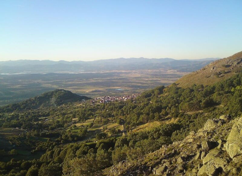 gredos-guided-hike-in-the-vetton-forest
