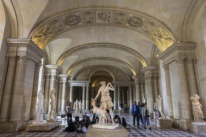 greek-mythology-at-the-louvre-private-tour