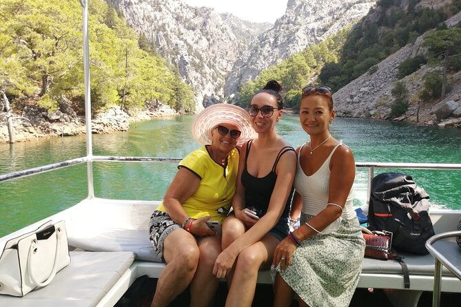 green-canyon-5-hours-boat-trip-with-lunch-and-soft-drinks