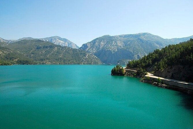 green-canyon-boat-trip-from-side-2
