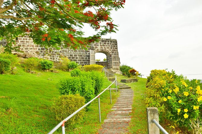 grenada-herb-spice-tour-fort-frederick-chocolate-waterfalls