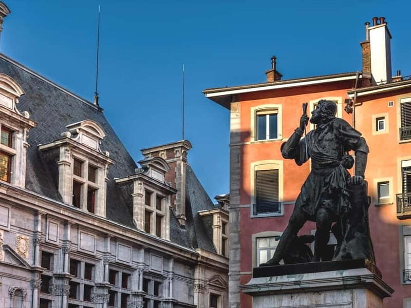 Grenoble: 2-hour Best Intro Walking Tour with a Local - The Details That Make It Valuable