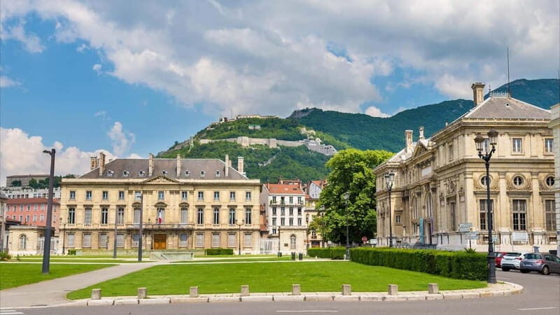 Grenoble: 2-hour Best Intro Walking Tour with a Local - FAQ