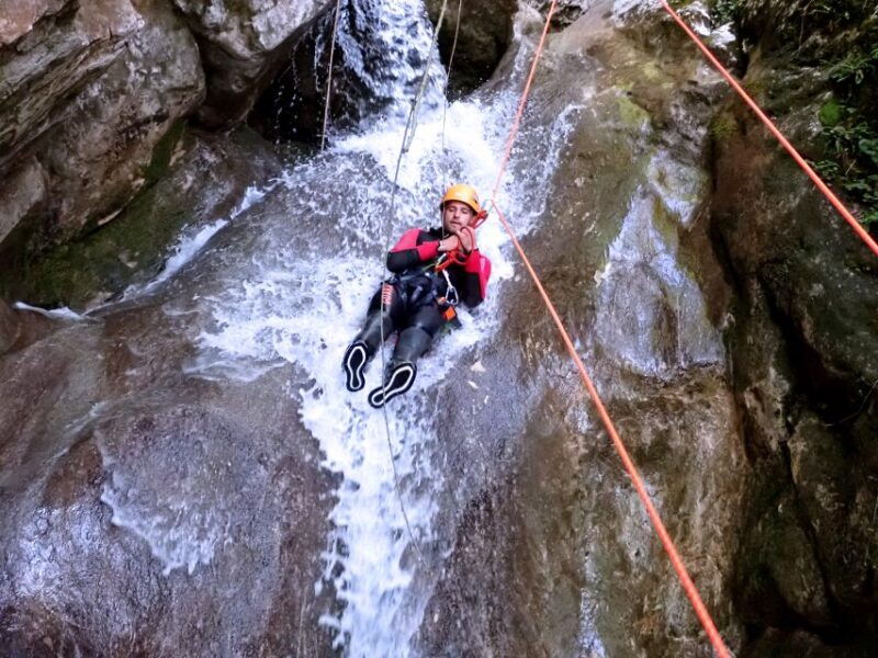 grenoble-discover-canyoning-in-the-vercors