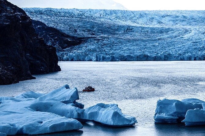 grey-glacier-boat-tour-from-puerto-natales-round-trip-included