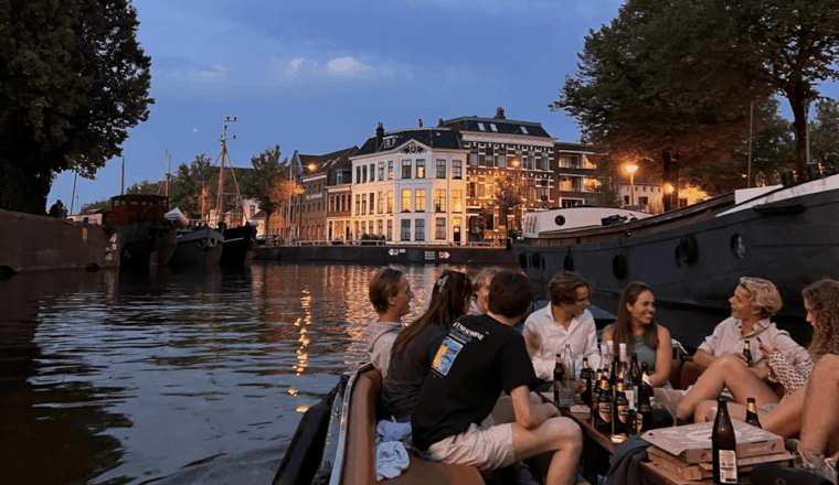 groningen-city-canal-cruise-with-unlimited-drinks