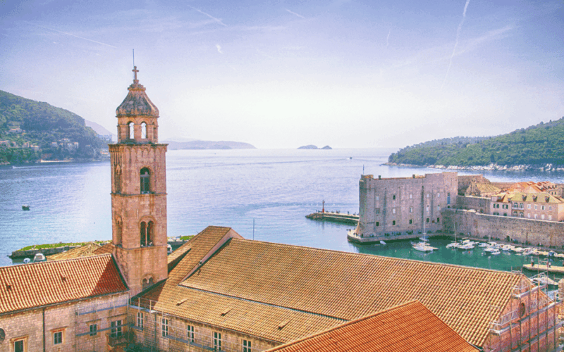 group-city-walls-walking-tour-with-dubrovnik-pass-included