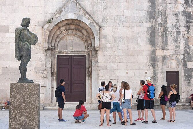 group-history-walking-tour-in-zadar-old-town