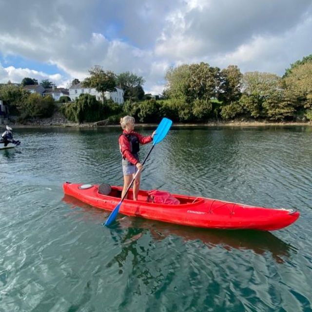 group-kayak-experience-on-the-beautiful-thames-at-richmond