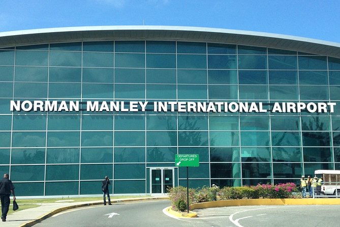 group-private-kingston-airport-transfers-4-9-persons