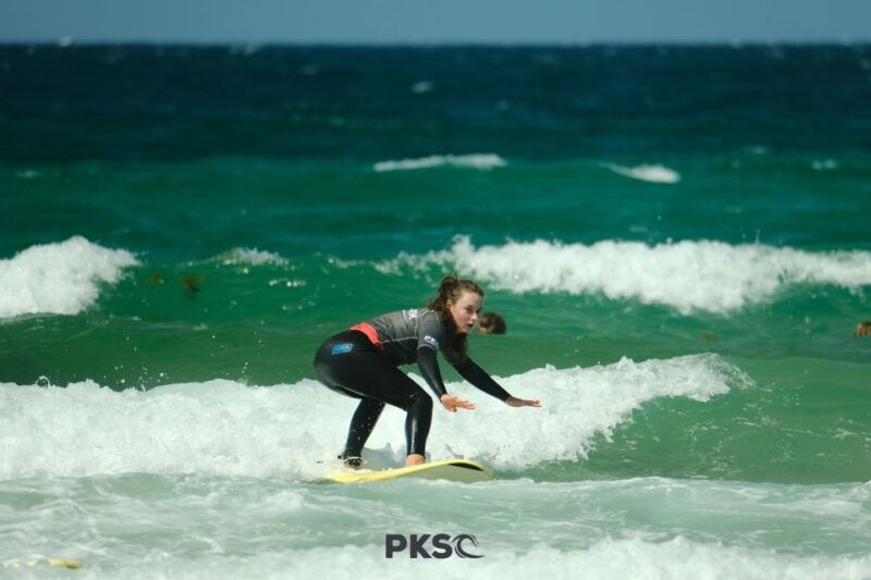 group-surf-class-in-peniche-with-pksc