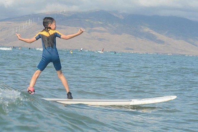 group-surf-lesson-for-beginners-in-kihei-at-kalama-park