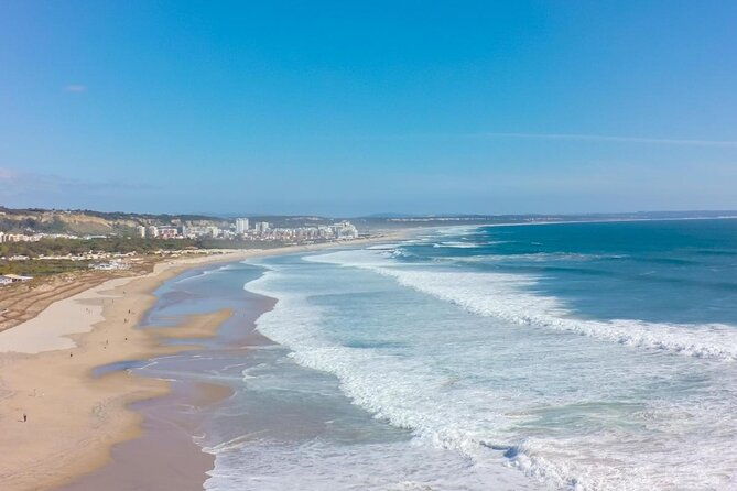 group-surf-lesson-in-costa-da-caparica