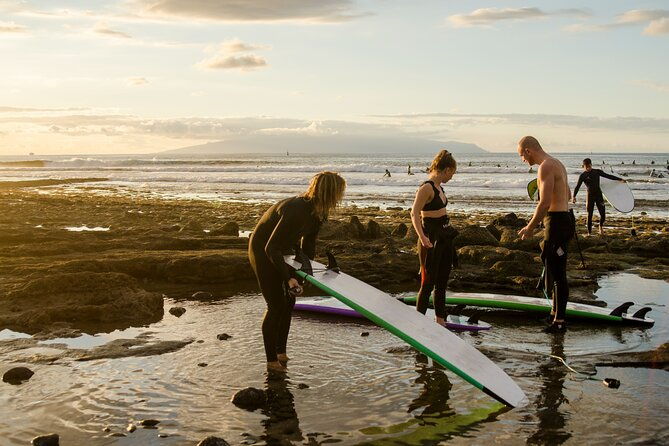 group-surf-lesson-in-playa-de-las-americas