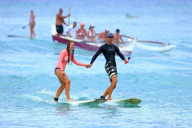 group-surf-lesson-with-videos-and-photos