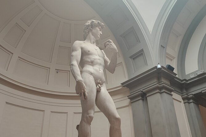 group-tour-accademia-city-center-and-uffizi-gallery