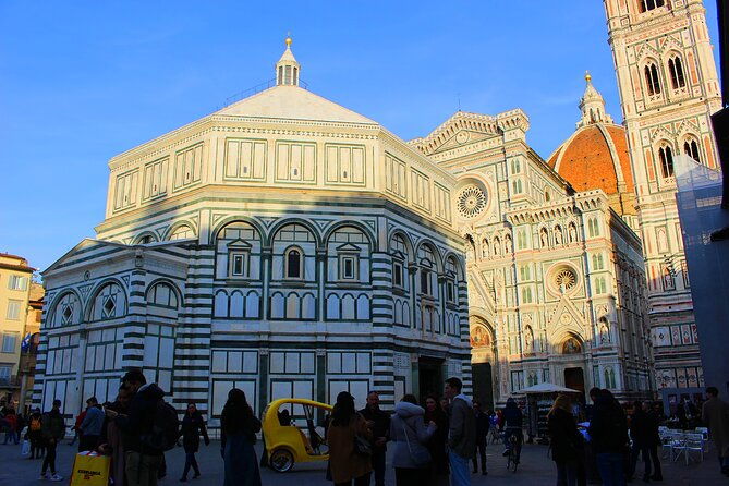 group-tour-accademia-city-center-and-uffizi-gallery