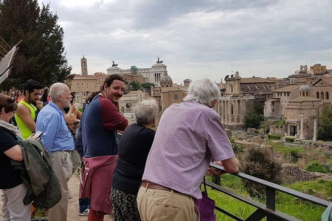group-tour-colosseum-roman-forum-palatine-hill-guided-tour