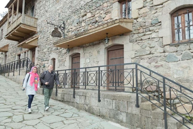 Group Tour: Dilijan, Parz Lake, Makaravank, wine factory - Exploring Dilijan’s Old Town and Forests