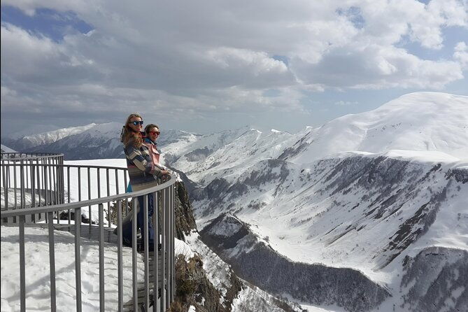 group-tour-from-tbilisi-kazbegi-gudauri-ananuri-honey-tasting