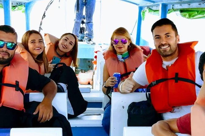 group-tour-lake-atitlan