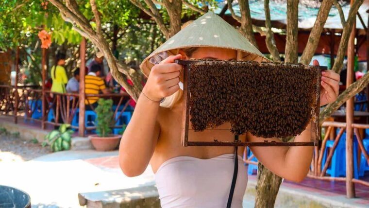 group-tour-mekong-delta-full-day