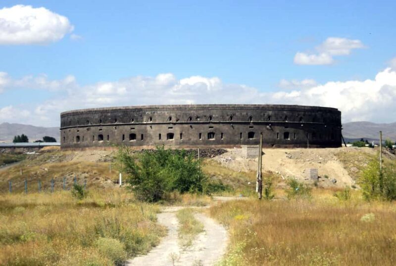 Group Tour to Gyumri: City tour, Monasteries and Culture - Key Points